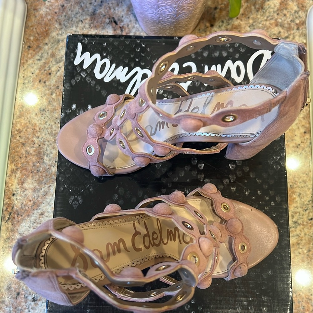 Muave pink heels